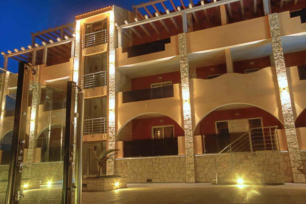 سال راي Aparthotel Por Do Sol الغرفة الصورة
